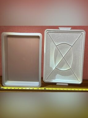 Vintage Tupperware Rectangular Food Storage Container with Lid #623-2